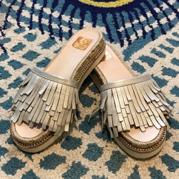 kanna Shoes - 4 for $25! Kanna Leather fringe slide sandals